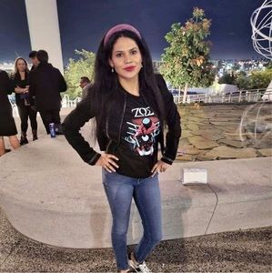 Meet your Posher, Yenn